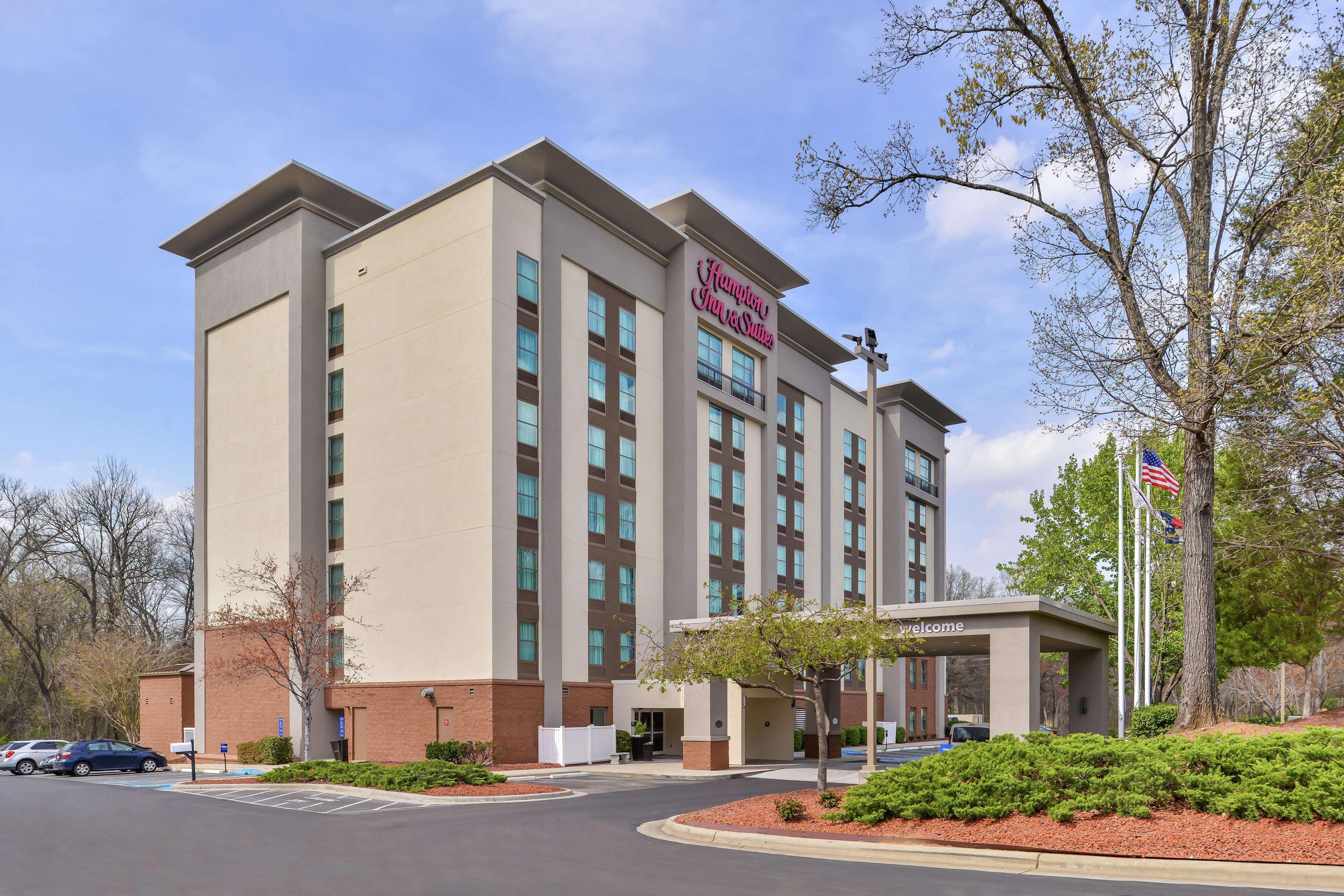 Hampton Inn & Suites Charlotte Arrowood Rd Екстериор снимка