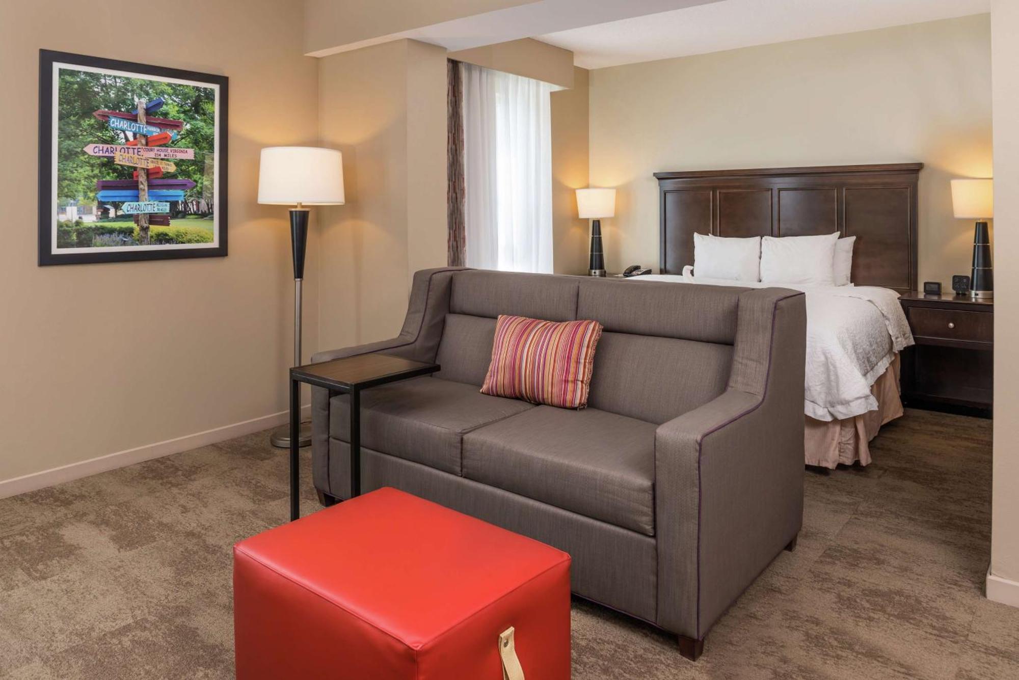 Hampton Inn & Suites Charlotte Arrowood Rd Екстериор снимка